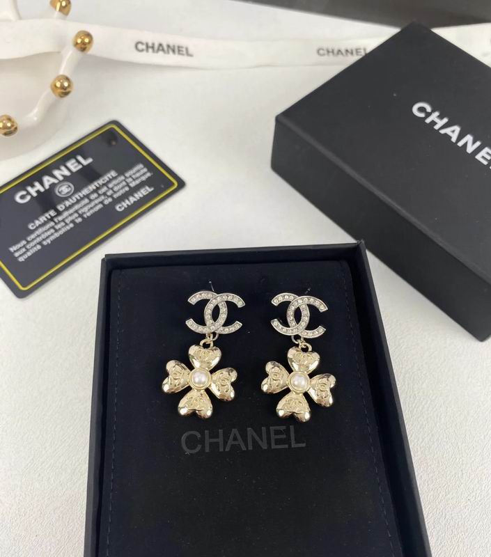 Chanel Earring 03yxs344